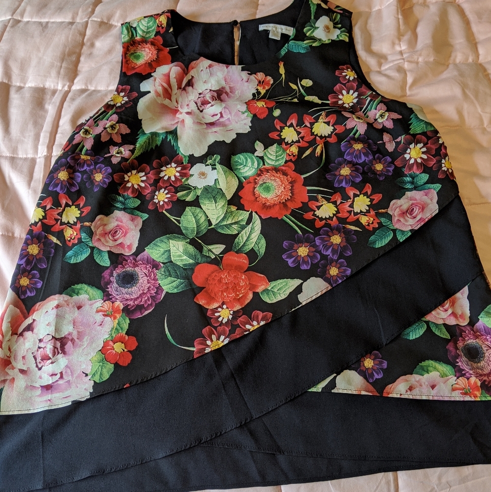 New York and Company floral blouse